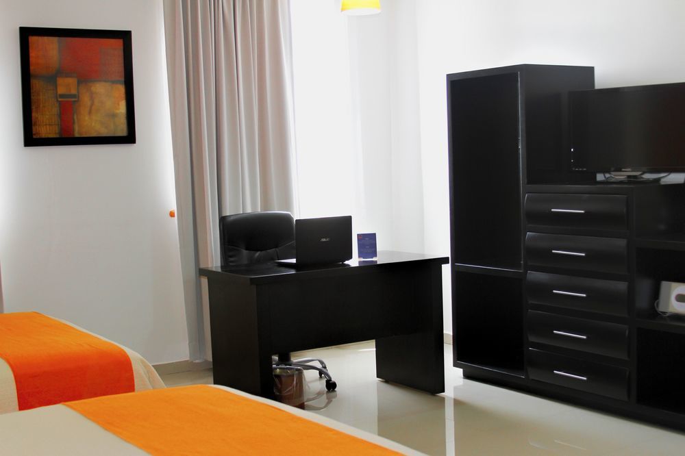 Hotel Baez Параисо Экстерьер фото